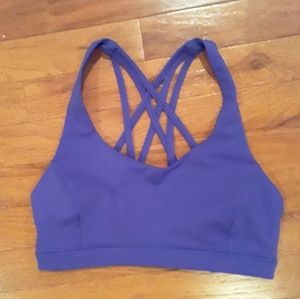 Lululemon Free to be Serene sport bra